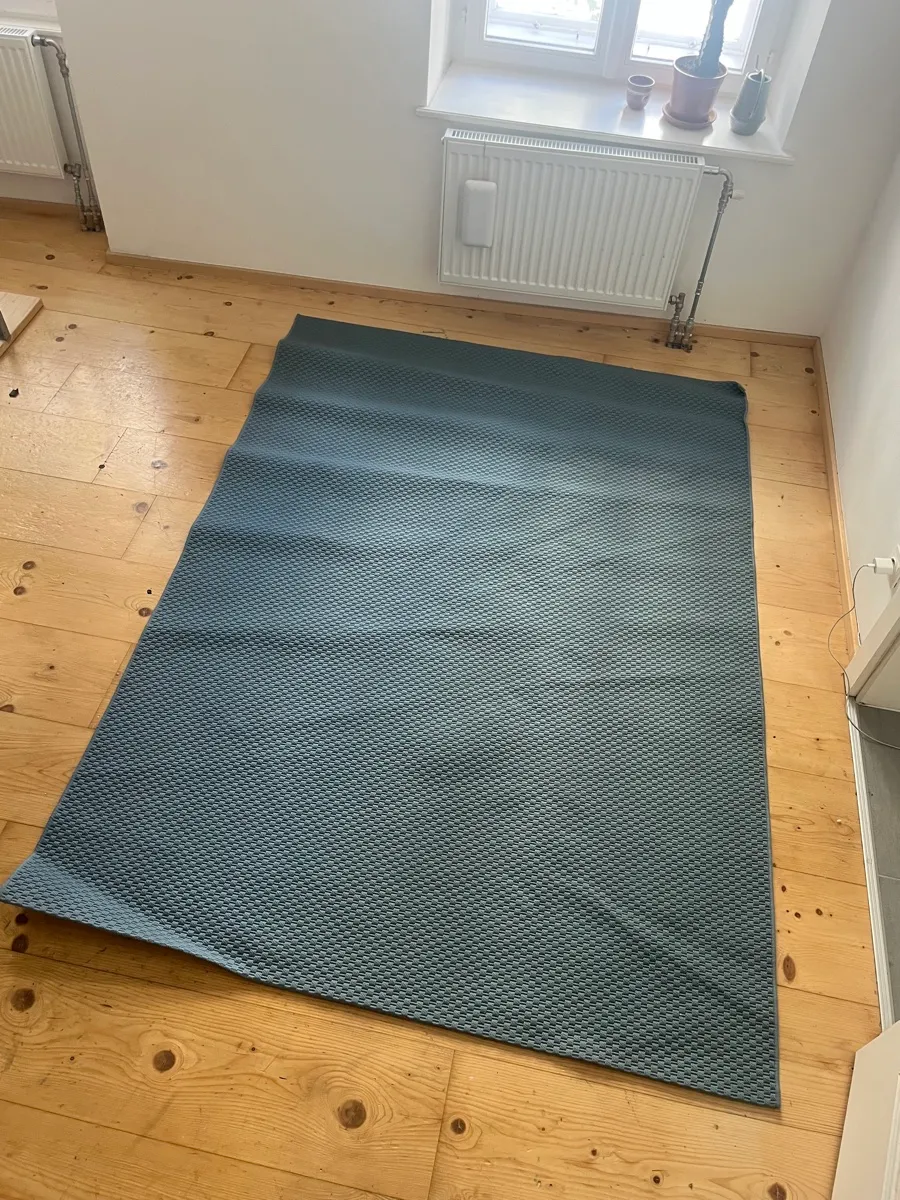 IKEA MORUM Teppich - Blau - 160 x 230 cm, € 0,- (1070 Wien)