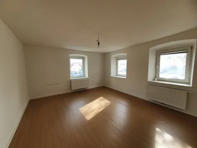 3-Zimmer-Wohnung mieten in Neunkirchen – 53,55 m², € 616 – Bild 2 von 8