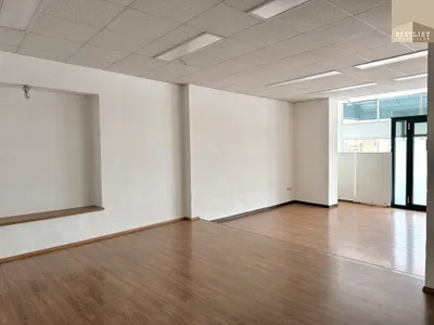 Gewerbeimmobilie mieten in Baden – 257 m², € 3.100 – Bild 4 von 32