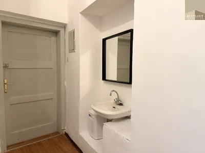 Gewerbeimmobilie mieten in Baden – 257 m², € 3.100 – Bild 9 von 32