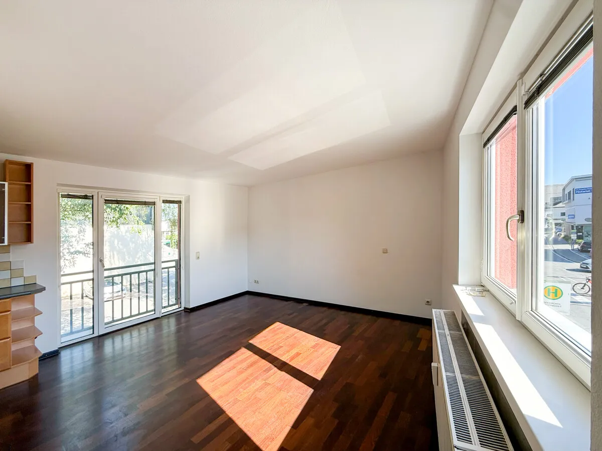 Charmante 2-Zimmer-Maisonette-Wohnung mit Loggia und Parkplatz im Zentrum v. Seekirchen am Wallersee - Ansicht 3