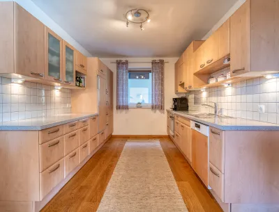 8-Zimmer-Haus kaufen in Braunau am Inn – 250 m², € 648.000 – Bild 4 von 10