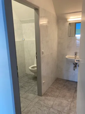 5-Zimmer-Gewerbeimmobilie mieten in Wien – 150 m², € 10 – Bild 8 von 8