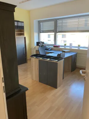 5-Zimmer-Gewerbeimmobilie mieten in Wien – 150 m², € 10 – Bild 6 von 8