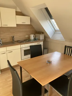5-Zimmer-Gewerbeimmobilie mieten in Wien – 150 m², € 10 – Bild 7 von 8