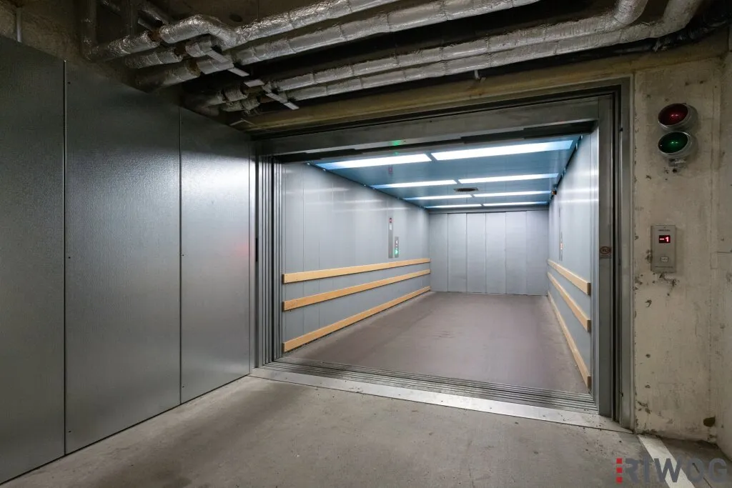 Garagenstellplatz mit AUTOLIFT in Neulerchenfeld || umfangreich saniert 2019 - Ansicht 3