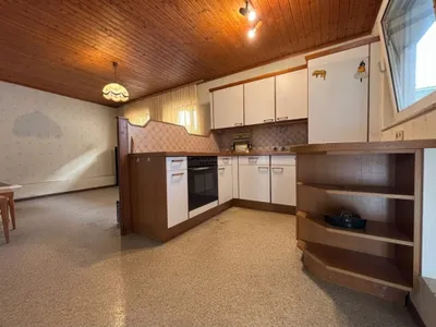 3-Zimmer-Immobilie kaufen in Mistelbach – 112 m², € 95.000 – Bild 2 von 16