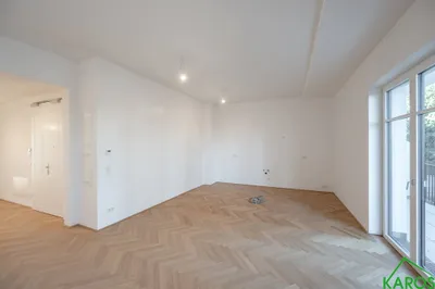 AUHOFSTRAßE - VILLA AUHOF - stilvolle Wohnung in erstklassiger Lage – Bild 2