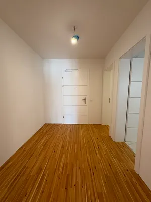 3-Zimmer-Wohnung mieten in Linz – 86 m², € 1.938 – Bild 2 von 11