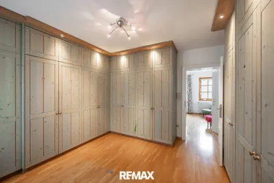 10-Zimmer-Haus mieten in Korneuburg – 300 m², € 3.200 – Bild 13 von 29