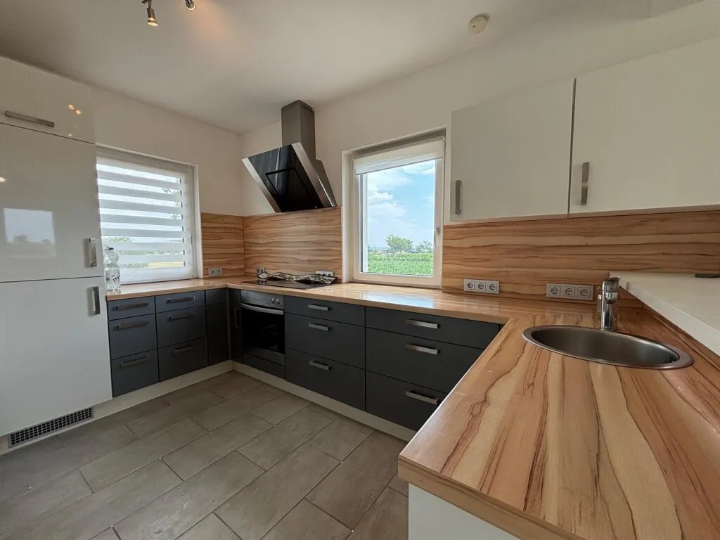 Exklusives Einfamilienhaus mit Seeblick in Breitenbrunn am Neusiedler See - Widok 2