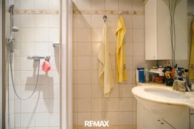 10-Zimmer-Haus kaufen in Baden – 253 m², € 548.000 – Bild 7 von 26