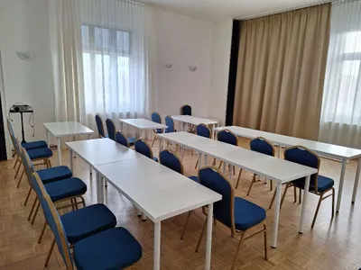 3-Zimmer-Wohnung mieten in Klagenfurt – 90 m², € 20 – Bild 6 von 9