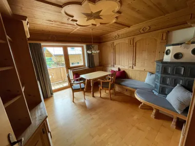 3-Zimmer-Wohnung mieten in Kitzbühel – 78 m², € 2.000 – Bild 2 von 5