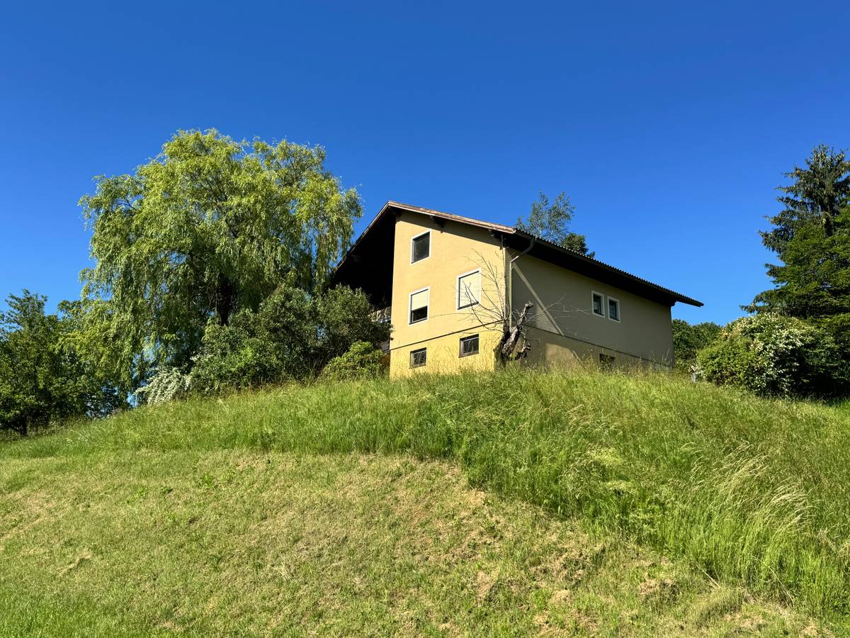 Einfamilienhaus mit Keller (jeweils 108,03 m²) im Thermen & Vulkanland - Bairisch Kölldorf/Bad Gleichenberg - Ansicht 3