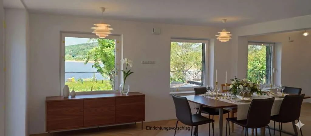 Seedomizil in Bestlage am Obertrumer See: Großzügige Erstbezugs-Terrassenwohnung mit eigenem Badehaus und Steg! - Ansicht 2
