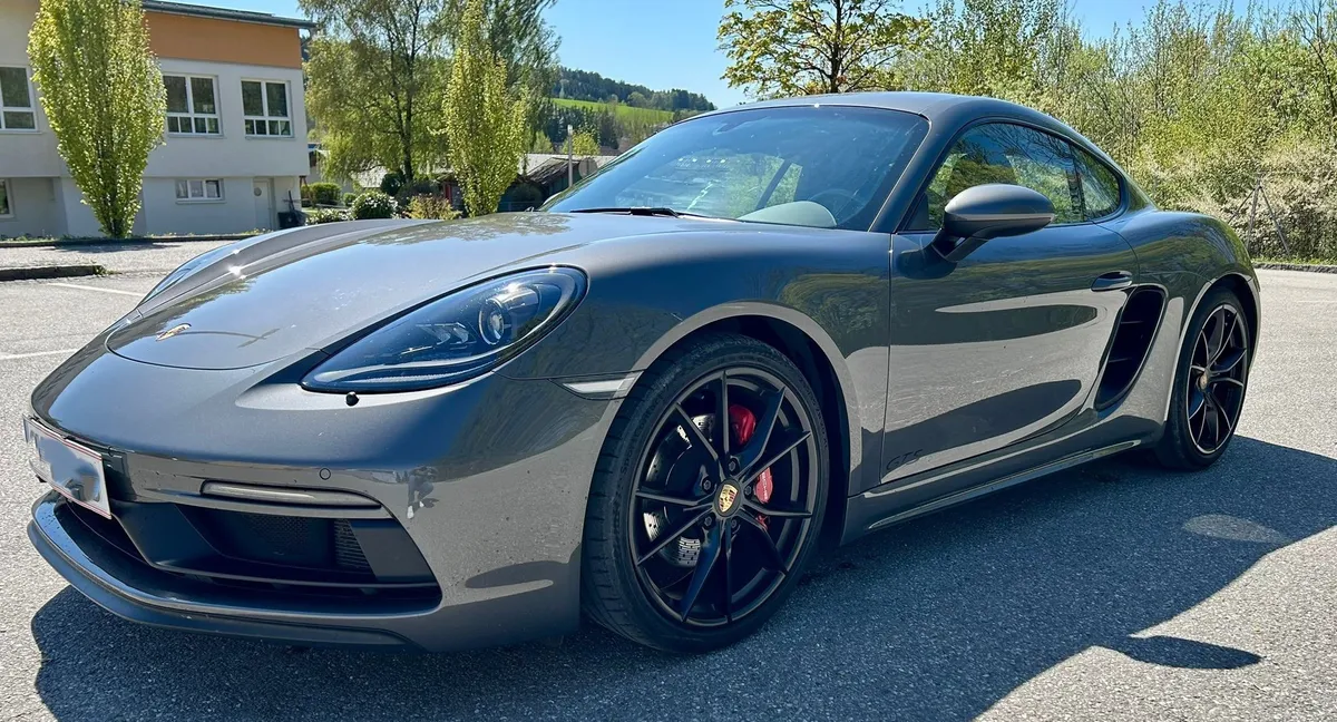 Porsche Cayman