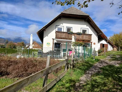 6-Zimmer-Haus mieten in Villach Land – 140 m², € 1.300 – Bild 2 von 23