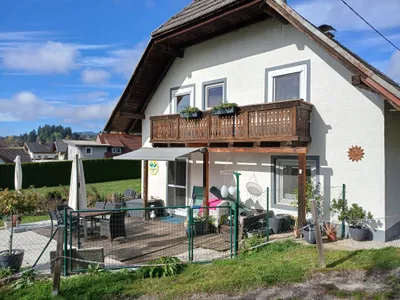 6-Zimmer-Haus mieten in Villach Land – 140 m², € 1.300 – Bild 1 von 23