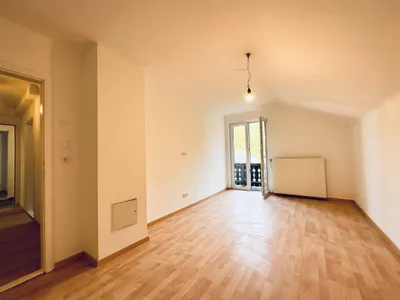Wohnung mieten in Neunkirchen – 30,97 m², € 399 – Bild 2 von 10