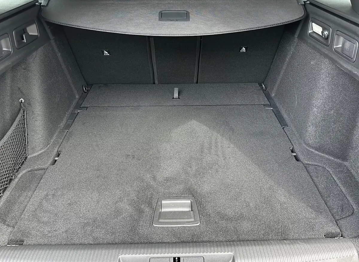Peugeot 308 1.2 Hybrid 145 SW GT e-DCS6 – Bild 4