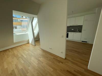 Moderne 2-Zimmer-Dachgeschosswohnung mit Terrasse nahe U6 Floridsdorf – Bild 3