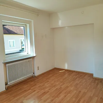 4-Zimmer-Wohnung mieten in Vöcklabruck – 100 m², € 1.252 – Bild 9 von 13