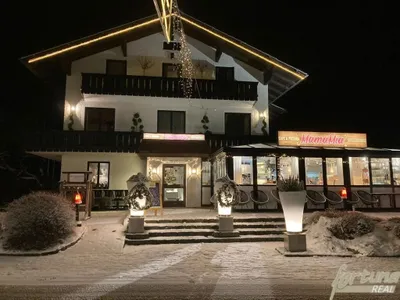 Gewerbeimmobilie kaufen in Kirchdorf an der Krems – 213 m², € 1.190.000 – Bild 2 von 19