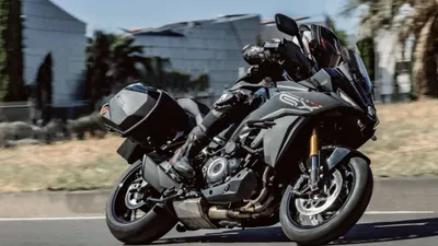 Suzuki GSX - S 1000 GX 2026 "Winglets"