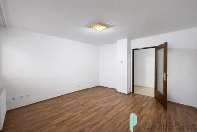 Schöne 2 Zimmerwohnung im Herzen von Mauer
