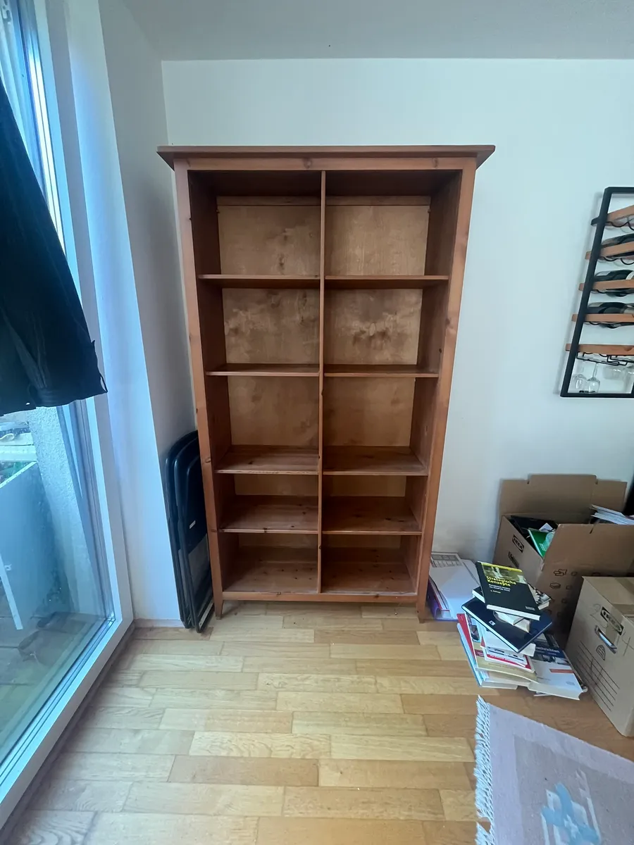 Mayflower Vollholz Regal zu verschenken - Selbstabholung, € 0,- (5026 Salzburg)