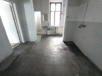5-Zimmer-Gewerbeimmobilie mieten in Wien – 172 m², € 2.040 – Bild 10 von 22