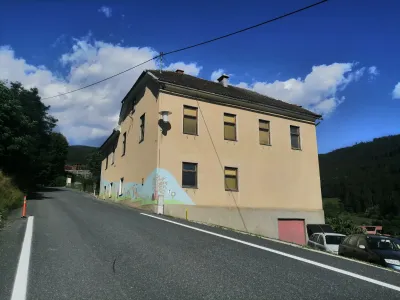 6-Zimmer-Haus kaufen in Sankt Veit an der Glan – 300 m², € 119.000 – Bild 10 von 11