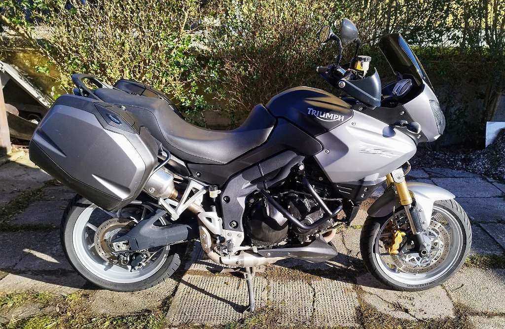 Triumph Tiger 1050 SE Tourer