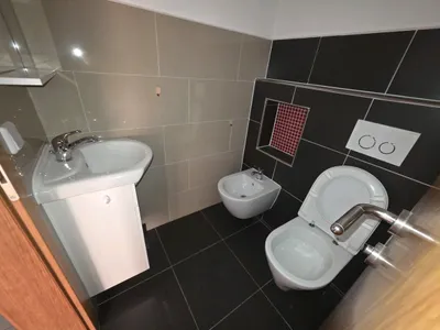3-Zimmer-Wohnung mieten in Baden – 93 m², € 1.020 – Bild 23 von 26