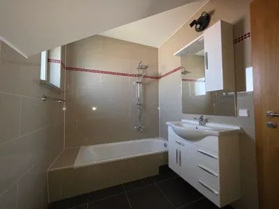 3-Zimmer-Wohnung mieten in Baden – 93 m², € 1.020 – Bild 22 von 26