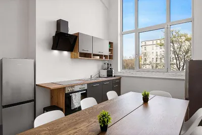 10-Zimmer-Wohnung mieten in Wien – 300 m², € 650 – Bild 18 von 21