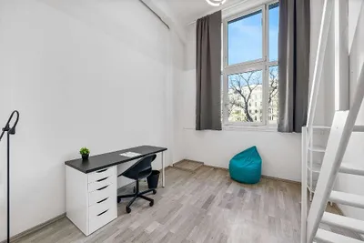 10-Zimmer-Wohnung mieten in Wien – 300 m², € 650 – Bild 14 von 21
