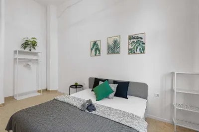 10-Zimmer-Wohnung mieten in Wien – 300 m², € 650 – Bild 12 von 21