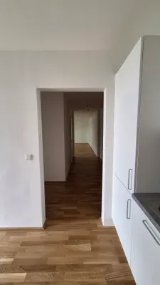 2-Zimmer-Gewerbeimmobilie mieten in Korneuburg – 58 m², € 948 – Bild 3 von 11