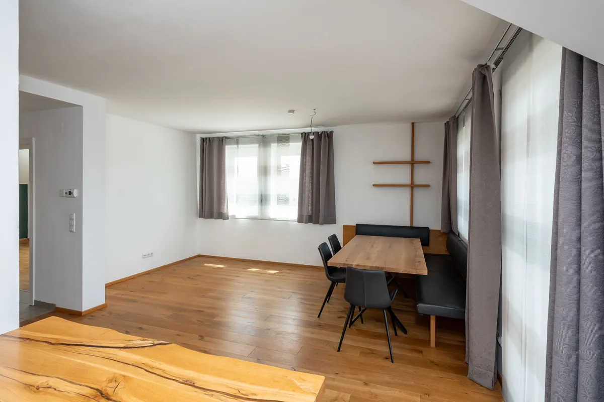 Komfortable 4-Zimmer Wohnung - Ansicht 2