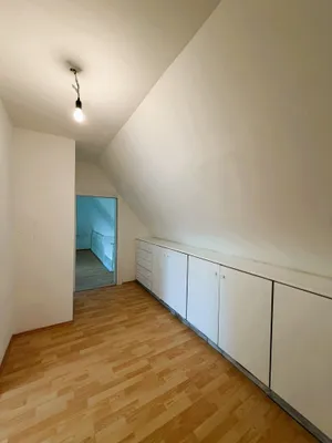 Haus kaufen in Neunkirchen – 107,58 m², € 159.500 – Bild 11 von 24