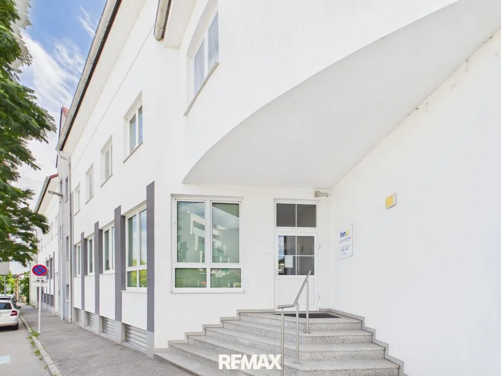 Großzügige Praxis- oder Bürofläche mit 7 Zimmern in Mattersburg zu mieten! - Ansicht 3