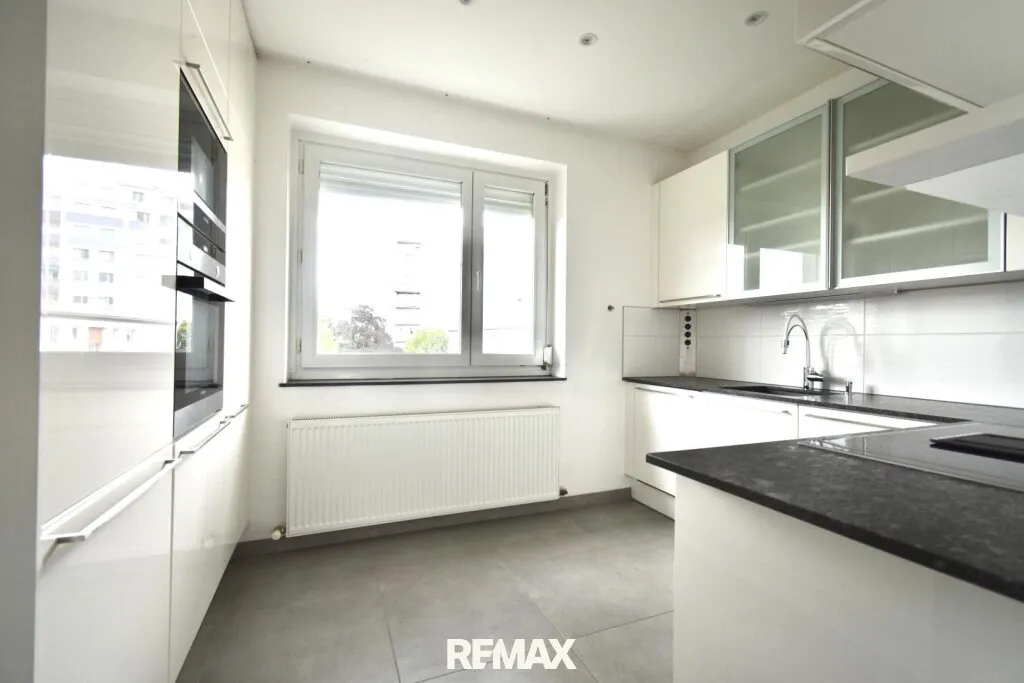 Sonnige 3-Zimmer-Wohnung mit moderner DAN-Küche und Balkon in zentraler Lage! - Ansicht 3