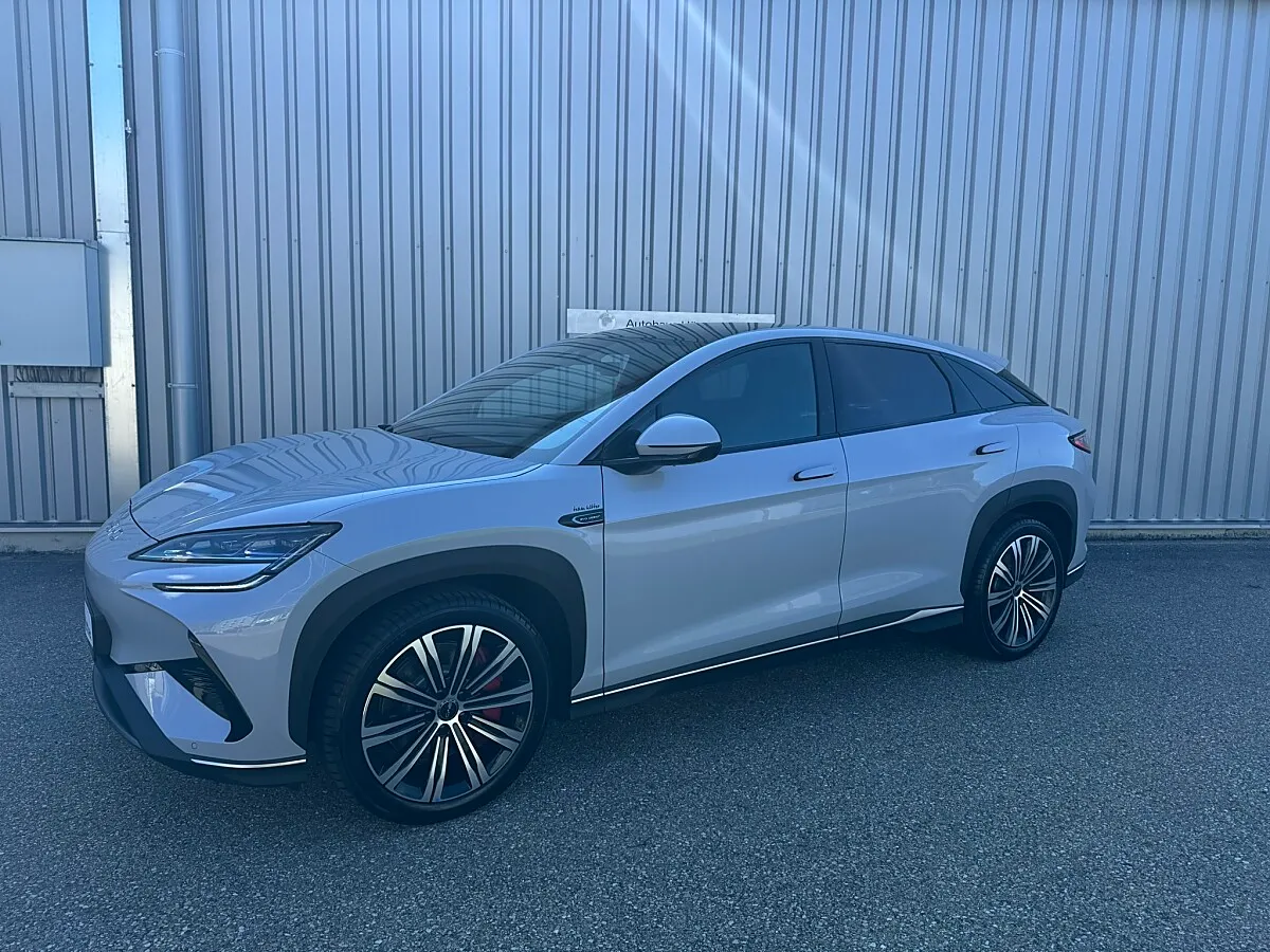 BYD Sealion 7
