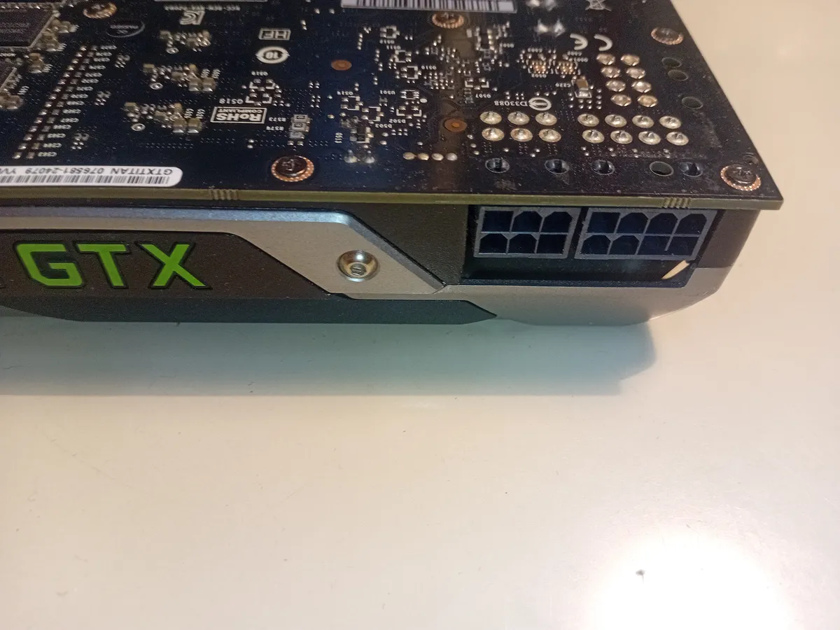 ASUS GeForce GTX TITAN (GTXTITAN-6GD5), € 110,- (1110 Wien) - willhaben