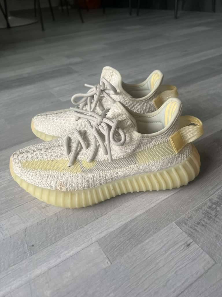 Yeezy Boost 350 V2 - Light