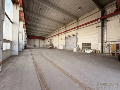 Gewerbeimmobilie mieten in Sankt Pölten – 915 m², € 1.830 – Bild 2 von 5