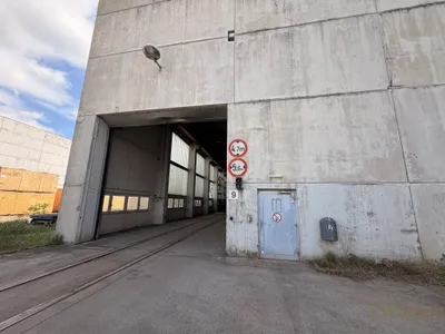 Gewerbeimmobilie mieten in Sankt Pölten – 915 m², € 1.830 – Bild 4 von 5