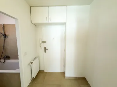 Exklusive 2-Zimmer-Wohnung mit Balkon nähe Wiener Hauptbahnhof – Bild 2